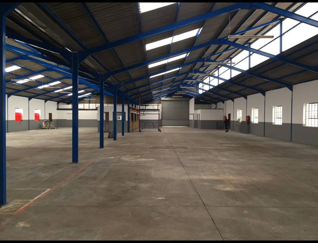 1,275M² FACTORY TO LET IN BEACONVALE